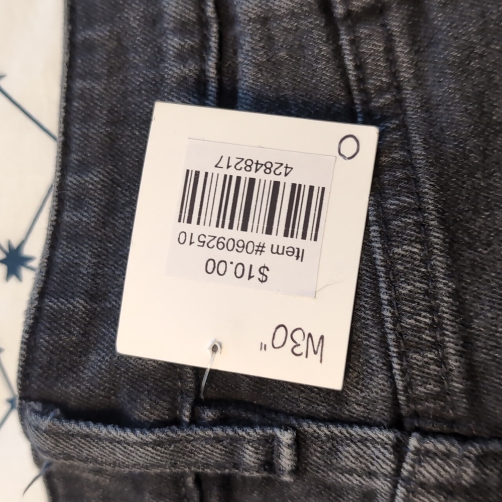 BDG High Waisted Short Shorts - 30 - Picture 4 of 4